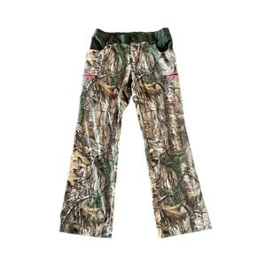 Under Armour Women’s Camo Lightweight Hunting Pants Size 10
